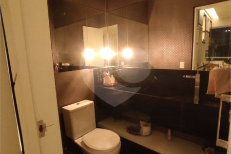 Apartamento à venda com 1 suíte em Vila Nova Conceição, São Paulo, SP