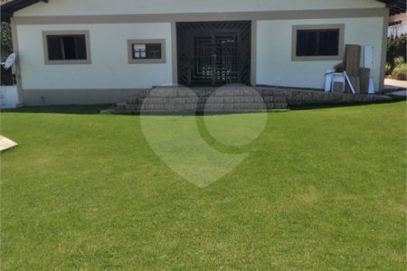 Casa à venda com 4 quartos, sendo 3 suítes,  em Vila Áurea, Poá, SP
