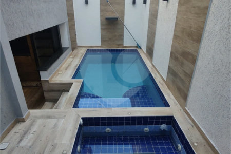 Casa à venda com 3 suítes em Campo Grande, Rio de Janeiro, RJ