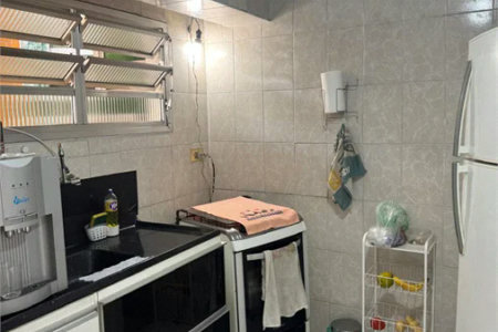 Terreno à venda com 4 quartos em Jardim Odete, São Paulo, SP