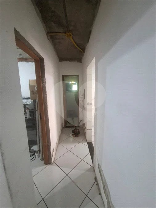 CASA LINEAR PRECISANDO DE REFORMA, 2 QUARTOS COM SUÍTE À VENDA, 121M² DE AREA CONSTRUIDA- CAMPO GRANDE