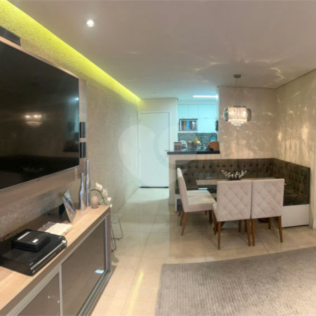 Apartamento à venda com 2 suítes em Parque Reboucas, São Paulo, SP