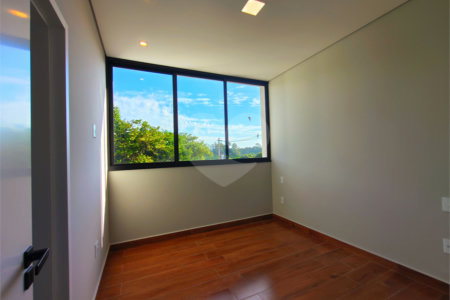 Casa à venda com 3 suítes no condomínio Terras de São Francisco, Sorocaba - SP