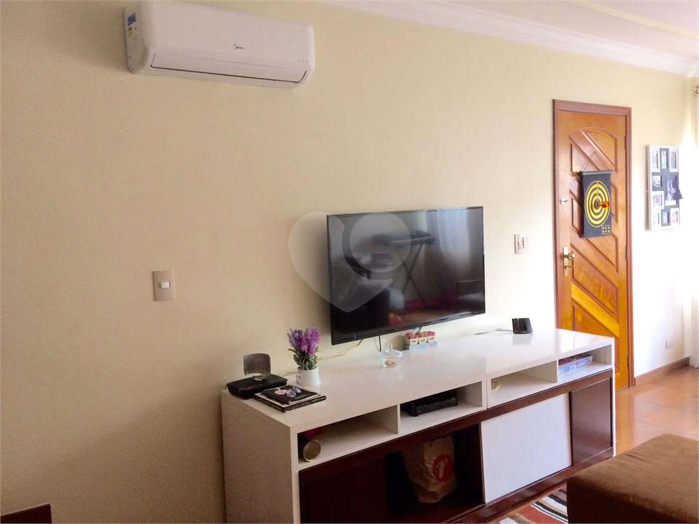 Sobrado à venda com 4 quartos, sendo 1 suíte, em Jardim Pinheiros, São Paulo, SP
