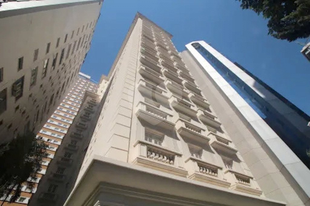 Apartamento à venda com 4 quartos, sendo 3 suítes, em Jardim Paulista, São Paulo, SP