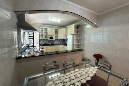 Sobrado à venda com 3 quartos, sendo 1 suíte,  em Vila Nova Mazzei, São Paulo, SP