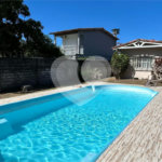 Casa à venda com 3 quartos, sendo 1 suíte, no Centro, Santa Cruz Cabrália, BA