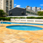 Apartamento à venda com 3 quartos, sendo 1 suíte, em Santo Amaro, São Paulo, SP