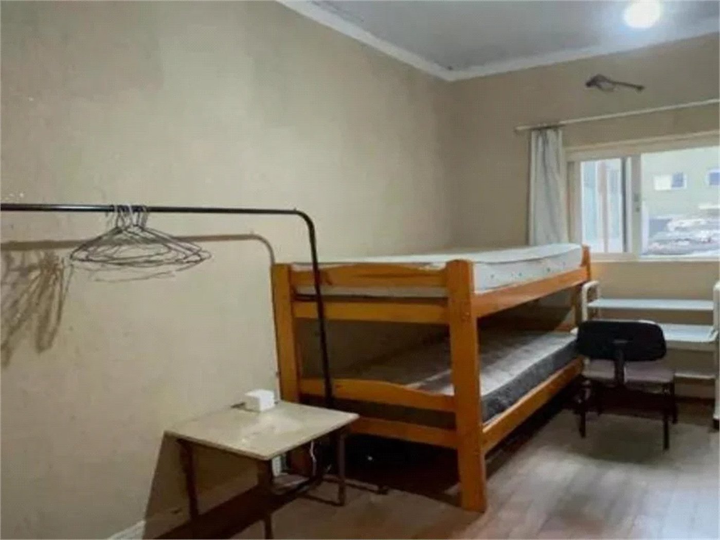 Loja à venda ou para alugar com 9 quartos, sendo 5 suítes,  em Pinheiros, São Paulo, SP