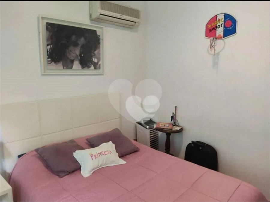 Apartamento à venda com 4 quartos, sendo 2 suítes, em Cosme Velho, Rio de Janeiro, RJ
