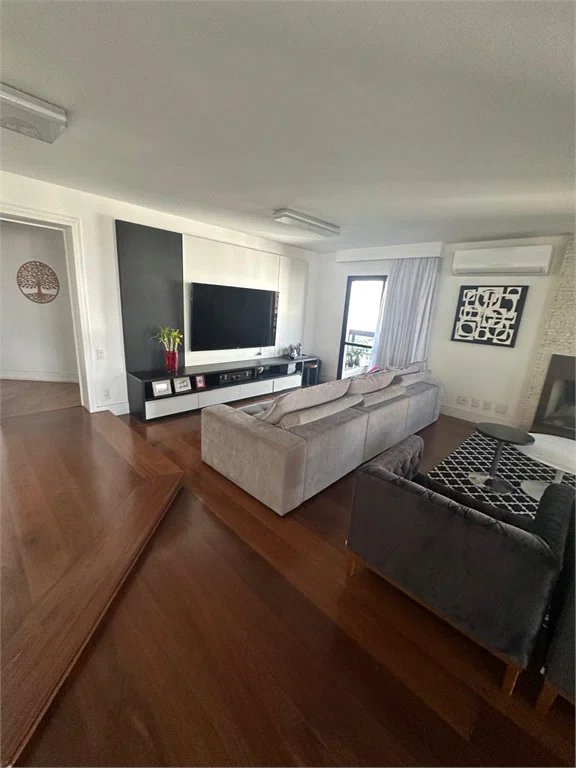Apartamento à venda com 3 quartos, sendo 2 suítes, em Vila Suzana, São Paulo, SP