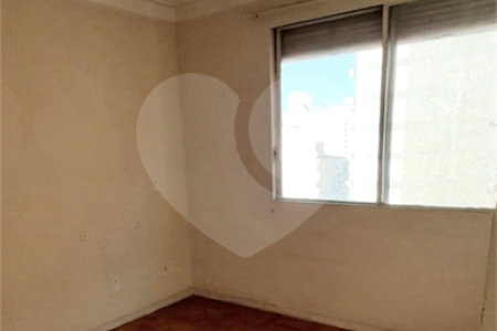 Apartamento à venda com 2 quartos em Cerqueira César, São Paulo, SP