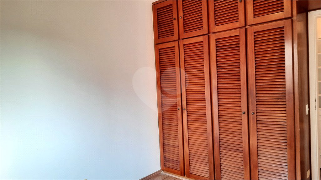 Apartamento à venda com 3 quartos, sendo 1 suíte, em Jardim Marajoara, São Paulo, SP