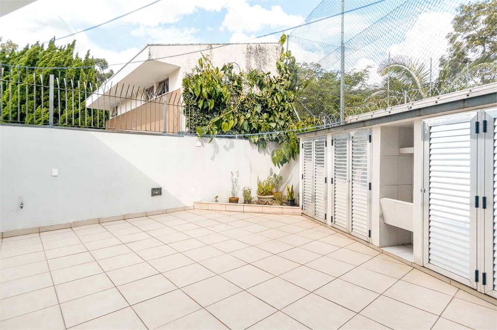 Casa Térrea à venda com 3 quartos, sendo 1 suíte, em Vila Inah, São Paulo, SP