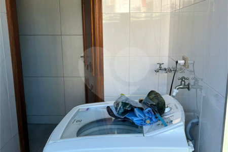 Sobrado à venda com 4 quartos, sendo 1 suíte,  em Jardim do Colégio (zona Norte), São Paulo, SP