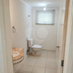 Casa à venda ou para alugar com 3 suítes no condomínio Residencial Jardim das Palmeiras, Vinhedo - SP