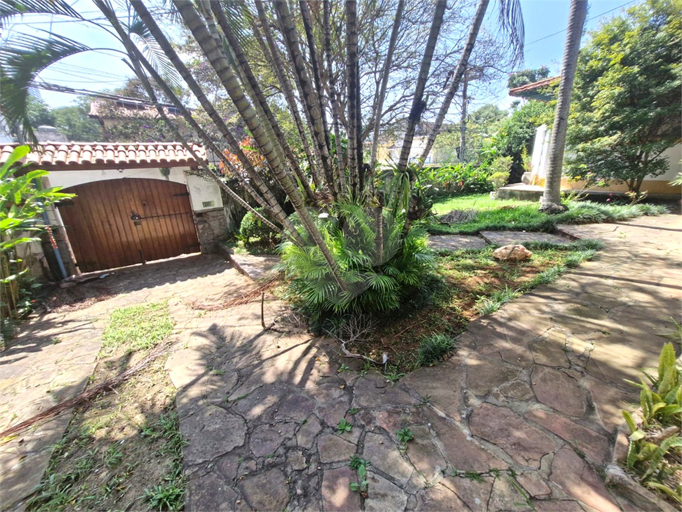 Casa Térrea à venda com 5 quartos em Jardim Petrópolis, São Paulo, SP