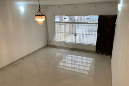 Sobrado à venda com 4 quartos, sendo 1 suíte,  em Chácara Santo Antônio (zona Leste), São Paulo, SP