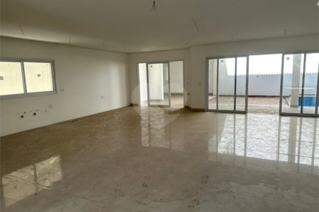 Casa à venda com 4 suítes no condomínio Villaggio Houda, São Paulo - SP