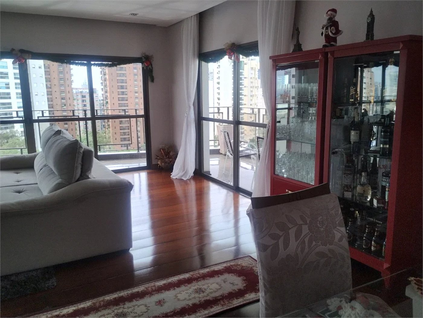 Apartamento à venda ou para alugar com 4 quartos, sendo 1 suíte, em Vila Andrade, São Paulo, SP