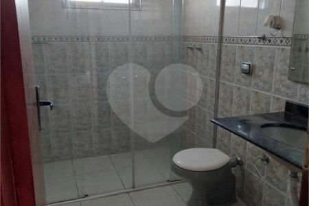 Sobrado à venda com 3 quartos, sendo 1 suíte,  em Jardim Regina, Indaiatuba, SP