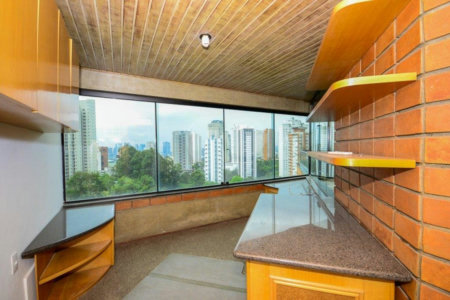 Apartamento à venda com 4 quartos, sendo 2 suítes, em Paraíso do Morumbi, São Paulo, SP