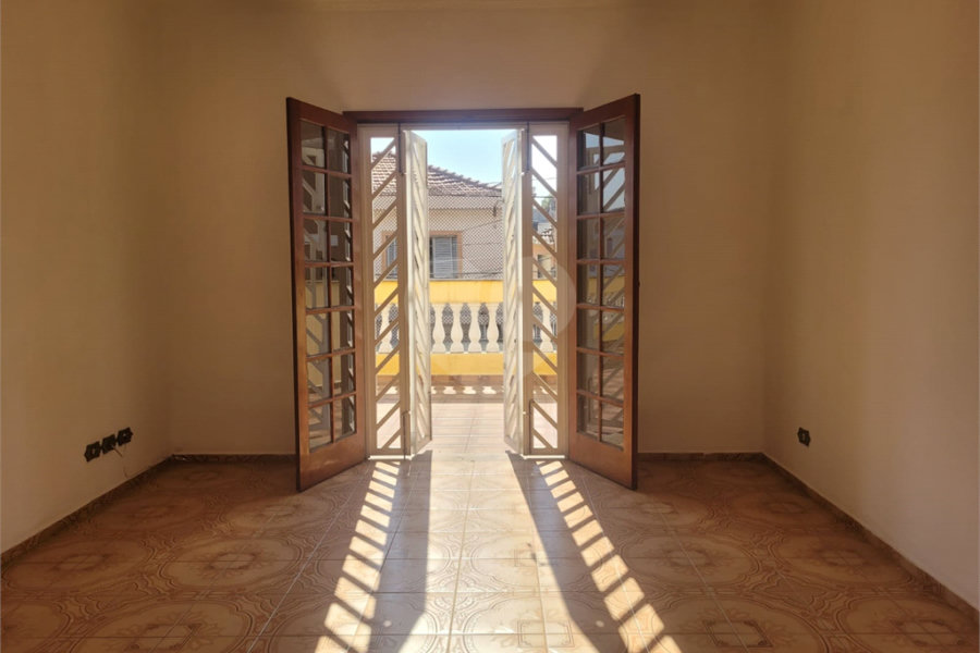 Sobrado à venda com 3 quartos, sendo 1 suíte,  em Vila Ester (zona Norte), São Paulo, SP