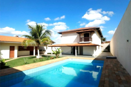 Casa à venda em Vinhedo/SP