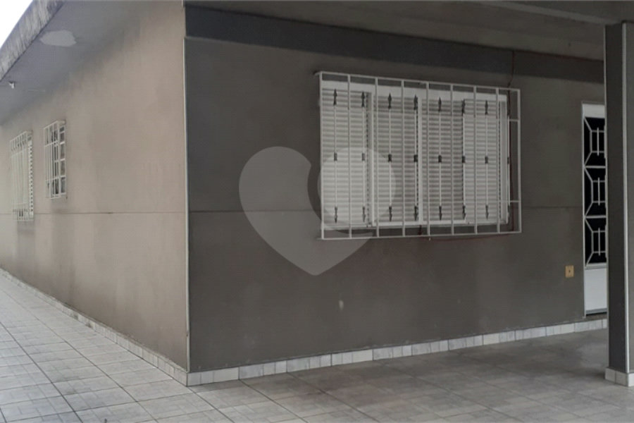 Casa à venda com 6 quartos, sendo 2 suítes, em Freguesia do Ó, São Paulo, SP