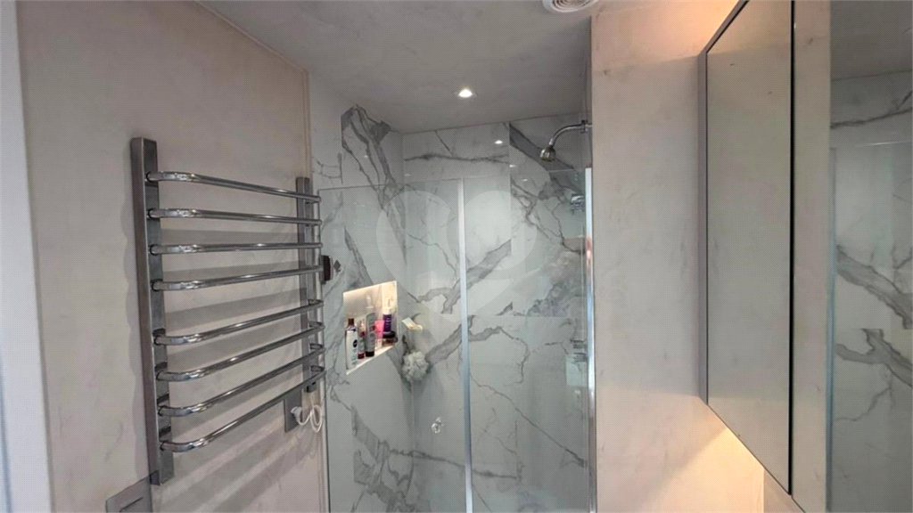 Apartamento à venda com 2 quartos, sendo 1 suíte,  em Vila Dom Pedro I, São Paulo, SP