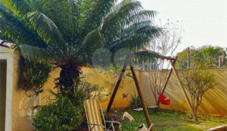 Sobrado à venda com 5 quartos, sendo 1 suíte, em Tremembé, São Paulo, SP