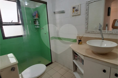 Apartamento à venda com 2 quartos em Moema, São Paulo, SP