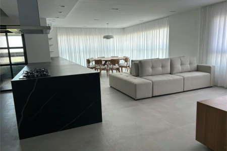 Apartamento à venda com 3 suítes em Santo Amaro, São Paulo, SP