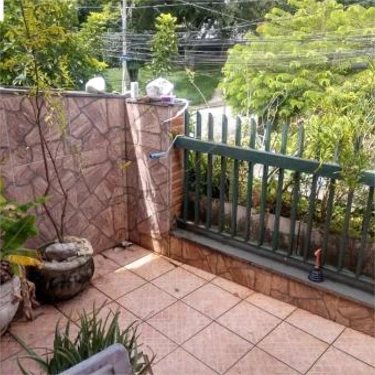 Sobrado à venda com 3 quartos, sendo 1 suíte, em Vila Universitária, São Paulo, SP