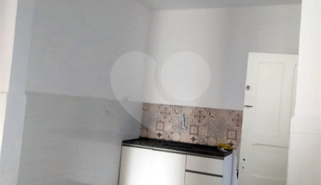 Sobrado à venda com 3 quartos em Bom Retiro, São Paulo, SP