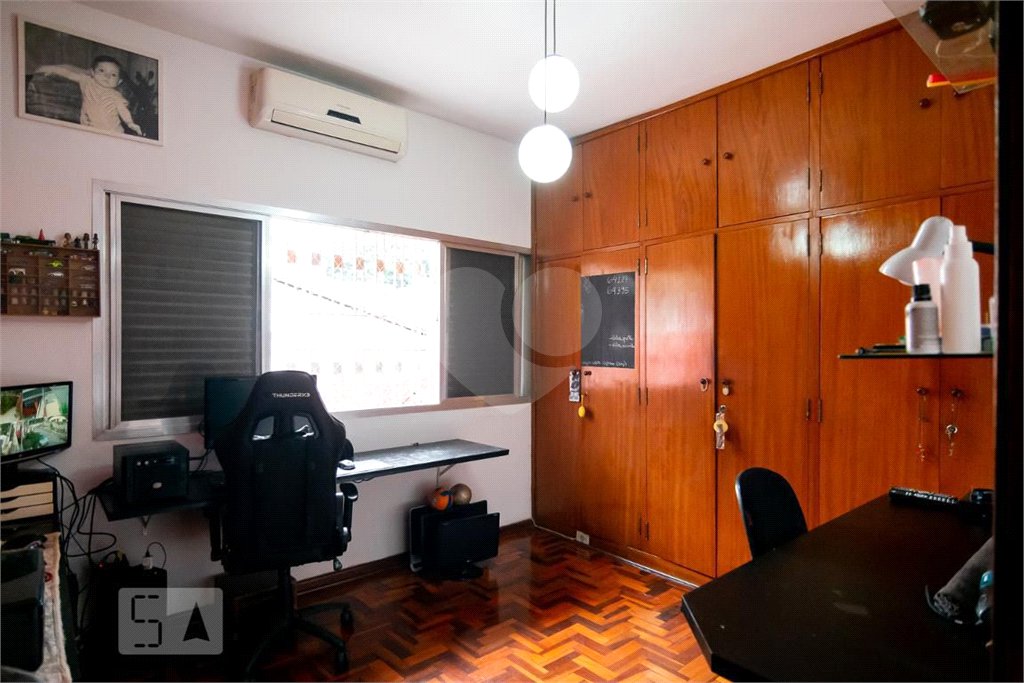 Casa à venda com 3 quartos, sendo 2 suítes, em Jardim Prudência, São Paulo, SP