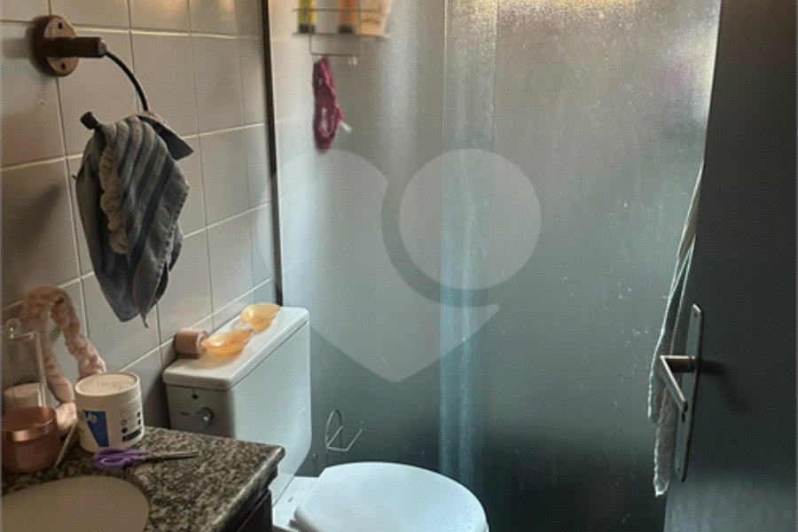 Sobrado com 4 Quartos à venda, 250m² - Jardim Líbano