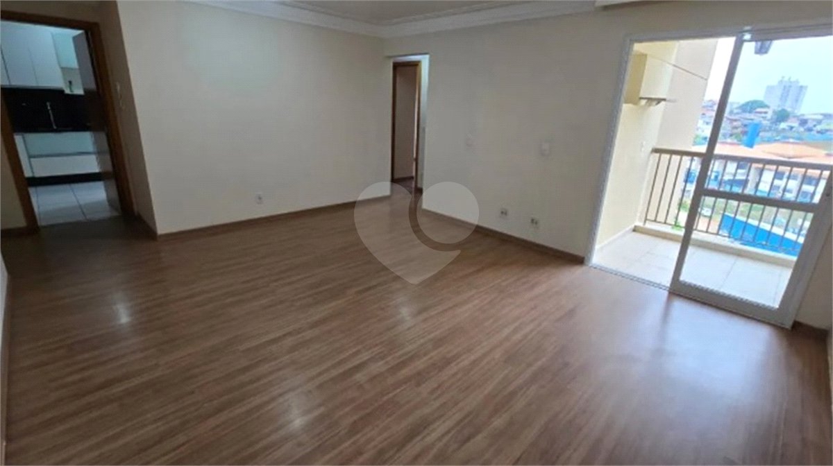 Apartamento à venda com 3 quartos, sendo 1 suíte, em Jardim Nova Taboão, Guarulhos, SP