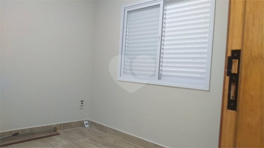 Casa à venda com 3 quartos, sendo 1 suíte, no condomínio Terras da Estância, Paulínia - SP