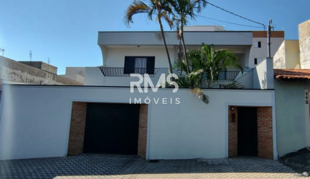 Casa à venda com 4 quartos, sendo 1 suíte,  em Jardim da Cidade ii, Salto, SP