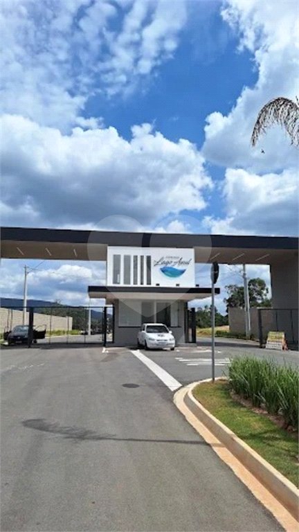 Terreno à venda no condomínio Lago Azul, Jundiaí - SP
