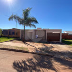 Casa à venda com 3 quartos, sendo 1 suíte, em Jardim Primavera I, Ponta Porã, MS