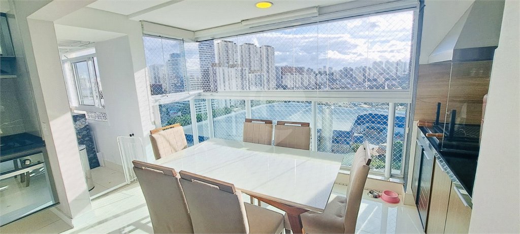 Apartamento à venda com 2 suítes em Vila Scarpelli, Santo André, SP