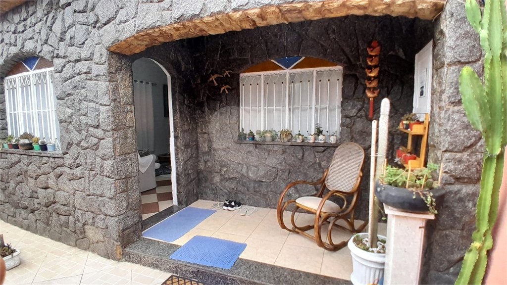 Casa à venda com 5 quartos, sendo 2 suítes, em Campo Grande, Rio de Janeiro, RJ
