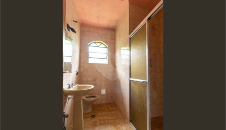 Sobrado à venda com 3 quartos, sendo 1 suíte,  em Vila Vasconcelos, São Paulo, SP
