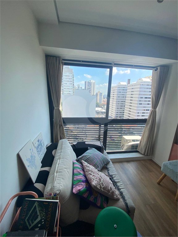Apartamento à venda com 12 quartos, sendo 1 suíte,  em Vila Pompéia, São Paulo, SP