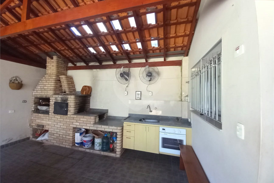 Sobrado à venda com 4 quartos, sendo 2 suítes, em Tremembé, São Paulo, SP