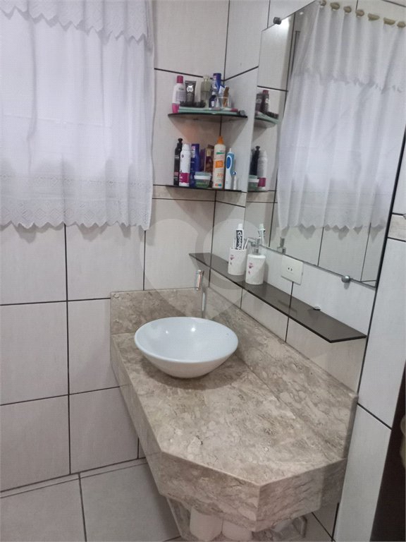 Casa à venda com 3 quartos no condomínio Residencial Rubi, Mogi das Cruzes - SP