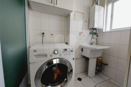 Apartamento à venda com 2 quartos, sendo 1 suíte, em Vila Anastácio, São Paulo, SP