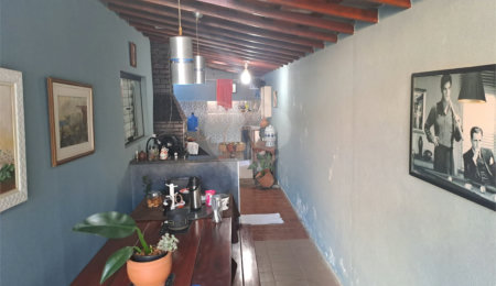 Casa à venda com 2 quartos, sendo 1 suíte,  em Jardim Primavera, Louveira, SP